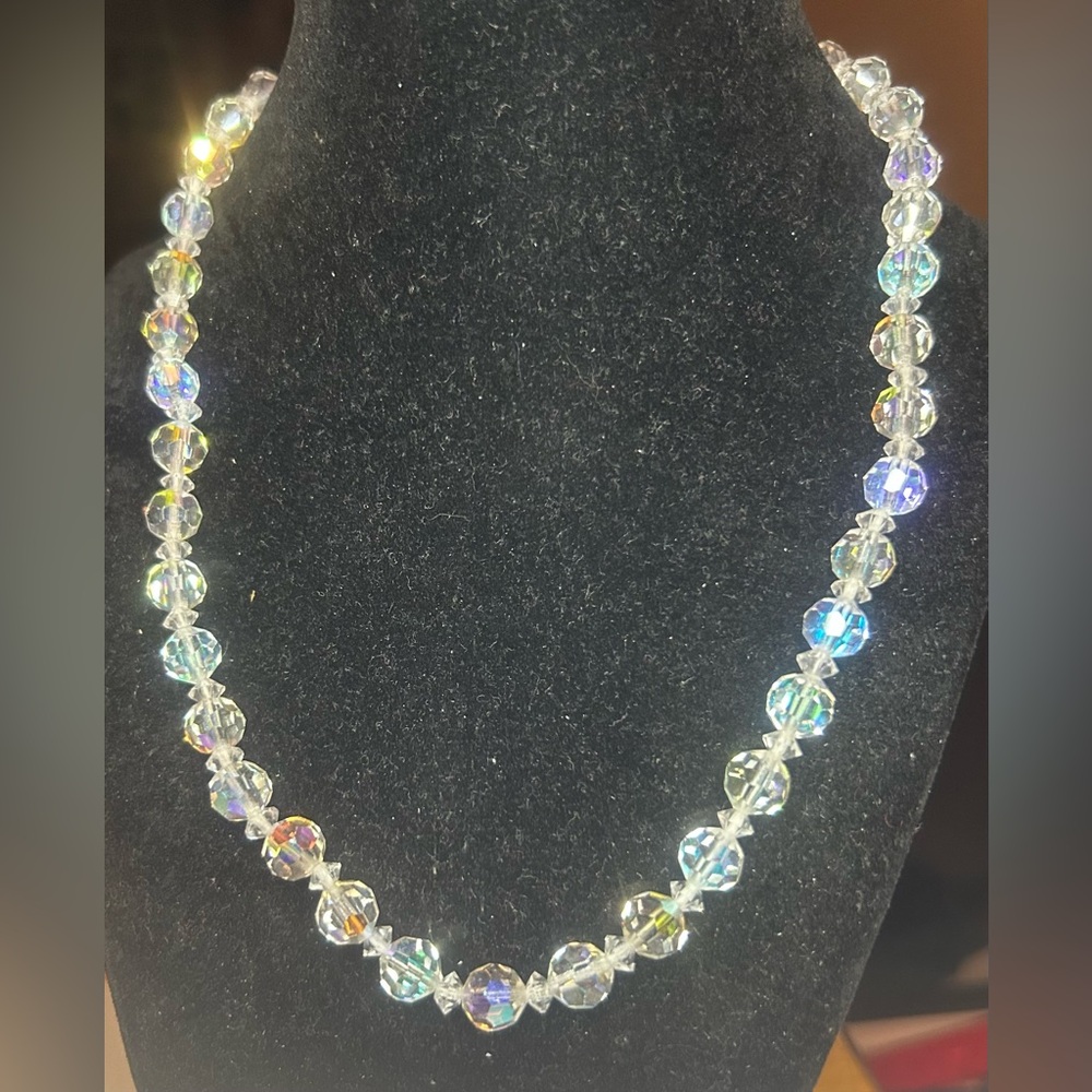 Vintage Crystal Beaded Necklace.